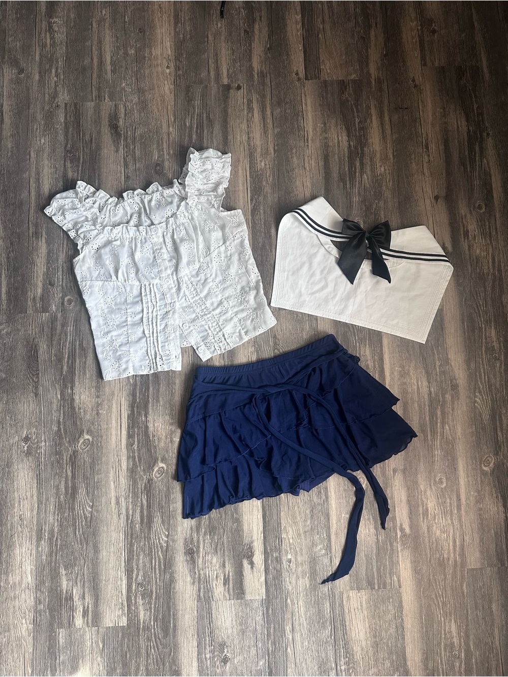 Conan Gray–Inspired Wishbone Tour Outfit — Size Medium